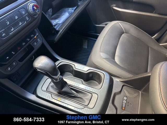 2022 GMC Canyon 4WD AT4 w/Leather