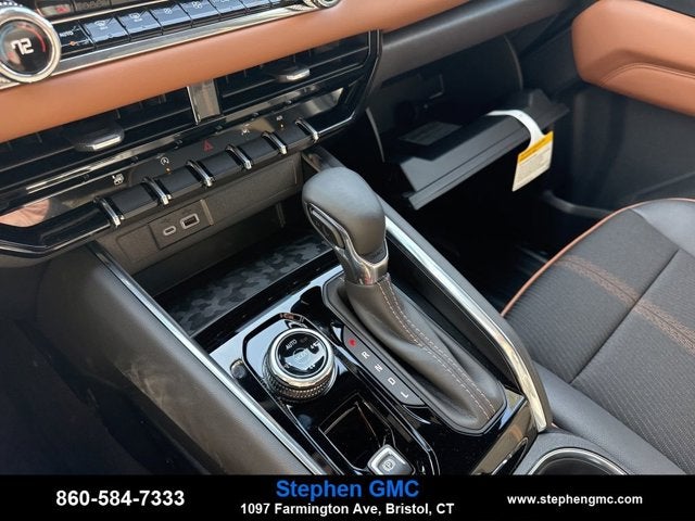 2026 GMC Canyon 4WD AT4