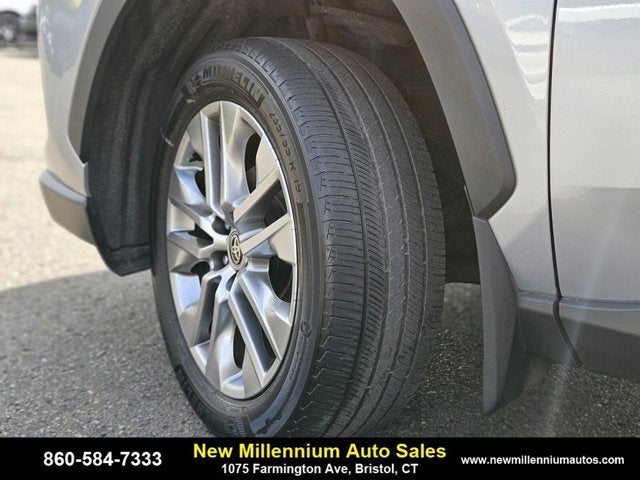 2024 Toyota RAV4 XLE Premium