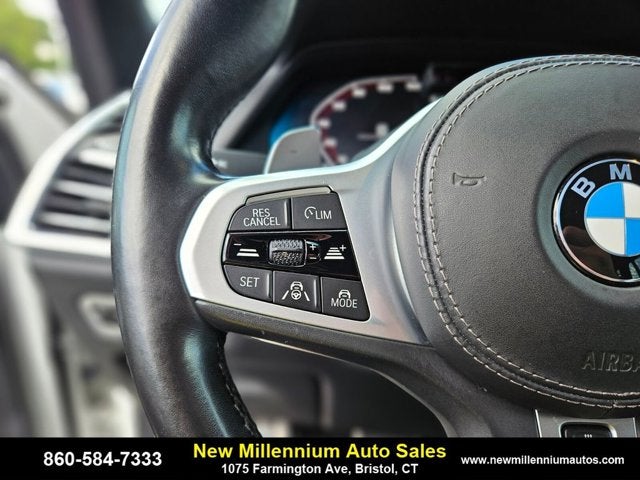 2021 BMW X7 M50i