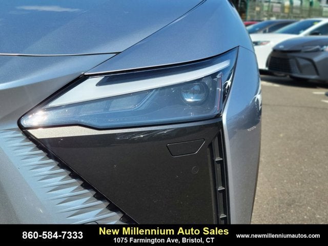 2023 Lexus RZ RZ 450e Luxury