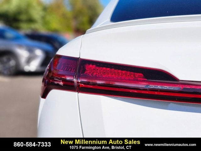 2024 Audi Q8 e-tron Sportback S line Prestige