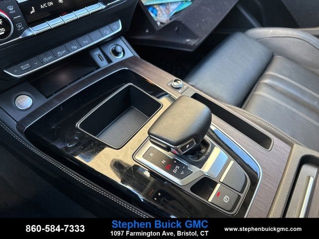 2023 Audi Q5 S line Prestige