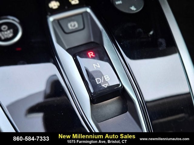 2025 Audi Q4 e-tron Premium