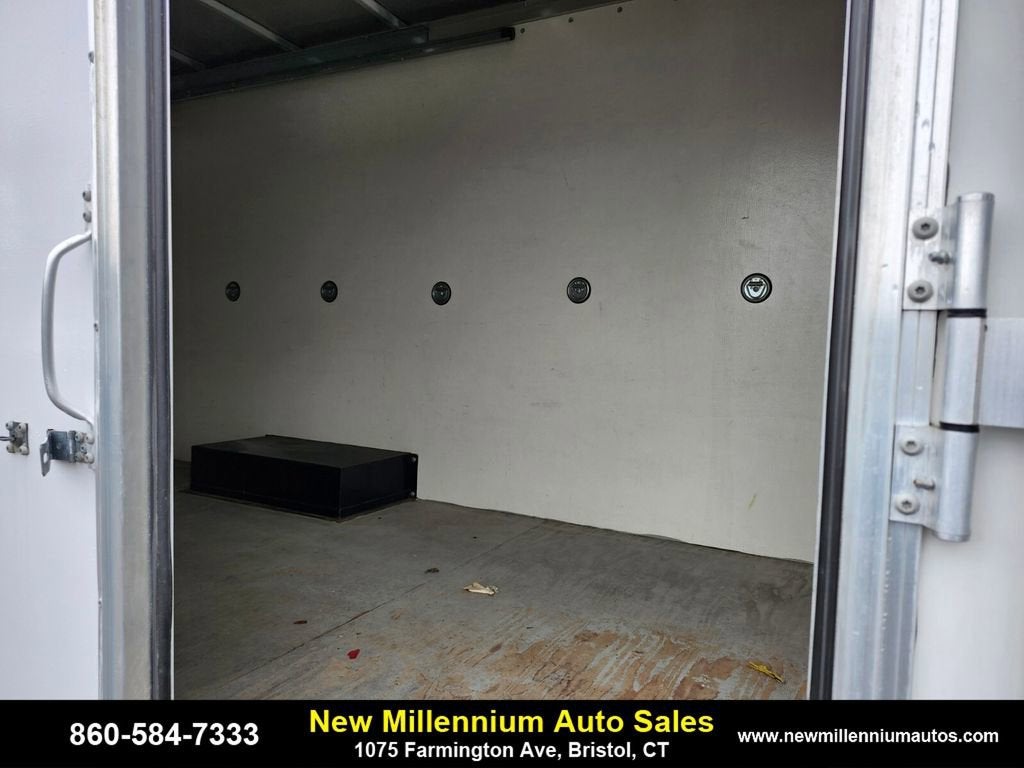 2022 Ford Transit Cutaway Base