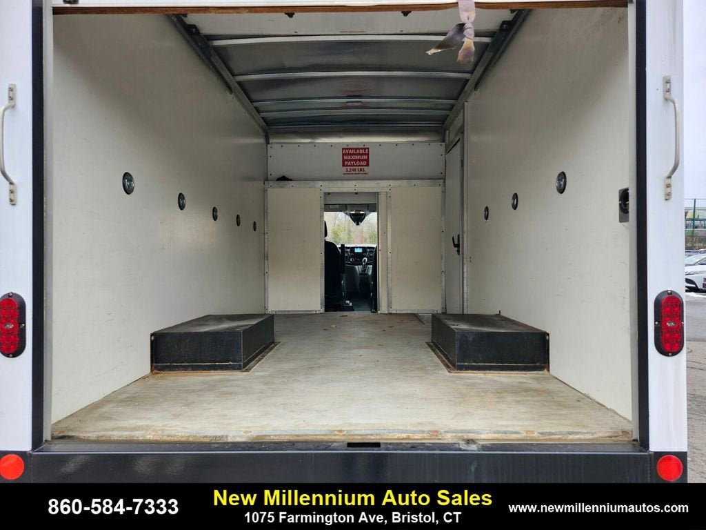 2022 Ford Transit Cutaway Base