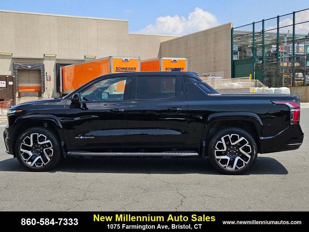 2024 Chevrolet Silverado EV RST