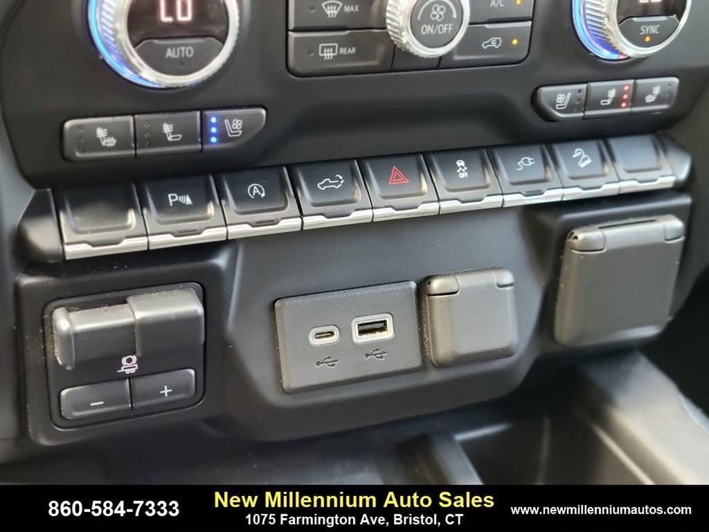 2021 GMC Sierra 1500 AT4