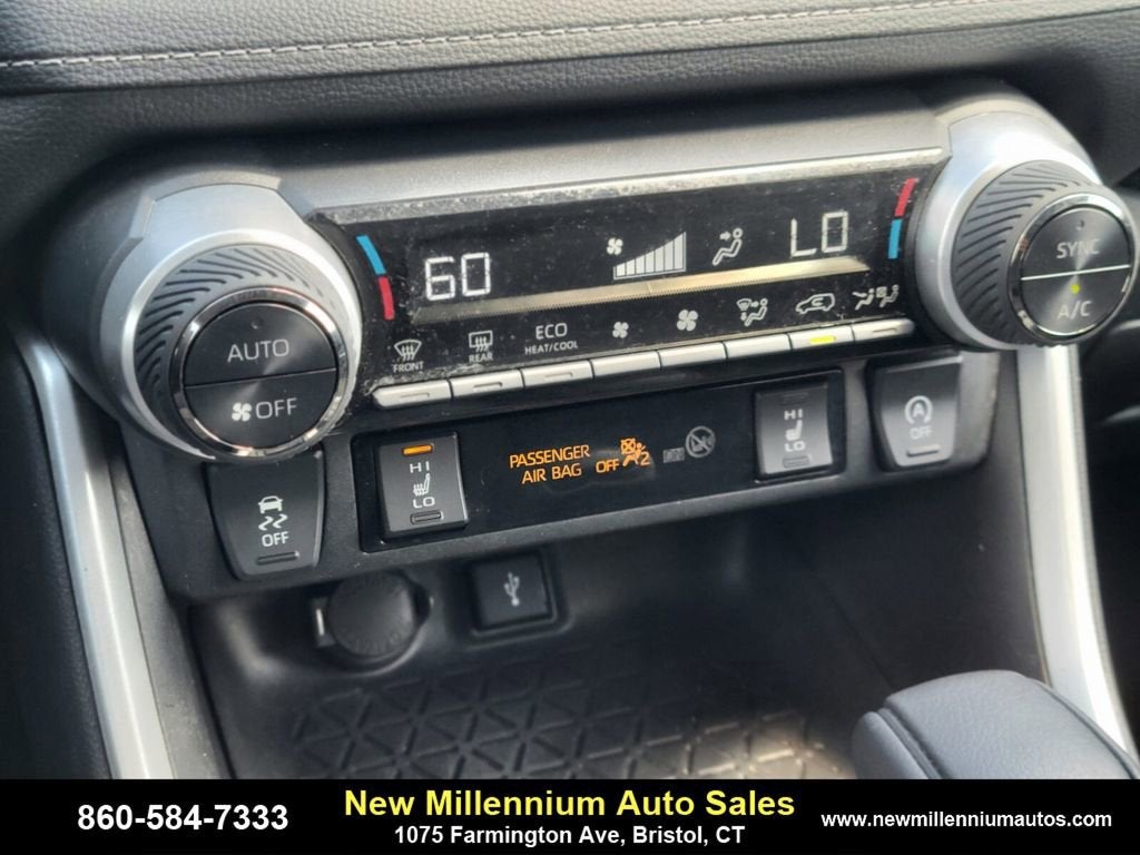 2022 Toyota RAV4 XLE