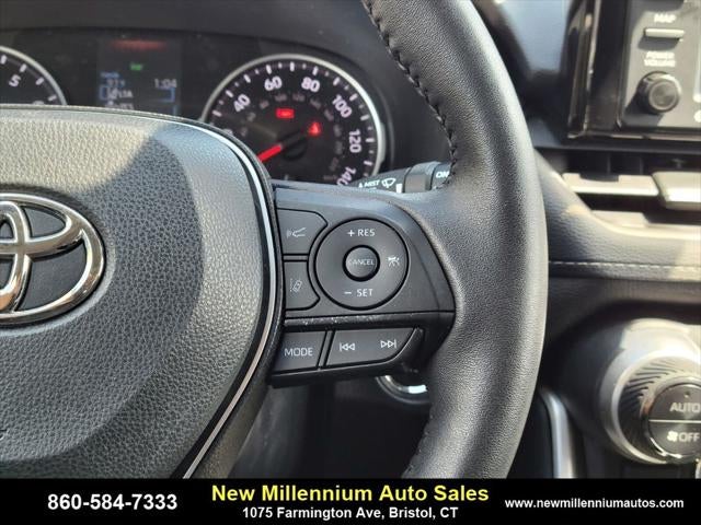 2022 Toyota RAV4 XLE