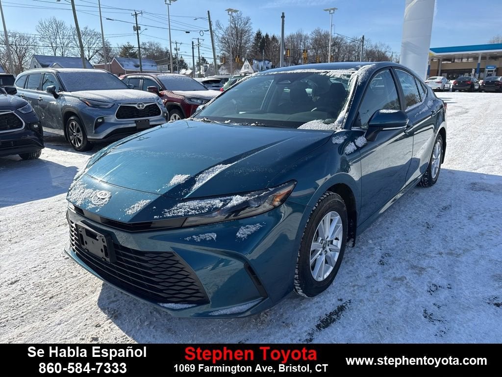 2025 Toyota Camry LE