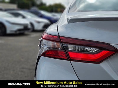 2022 Toyota Camry SE