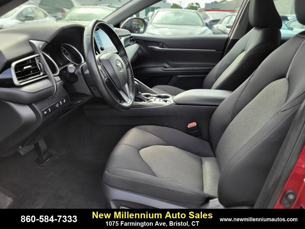 2022 Toyota Camry LE