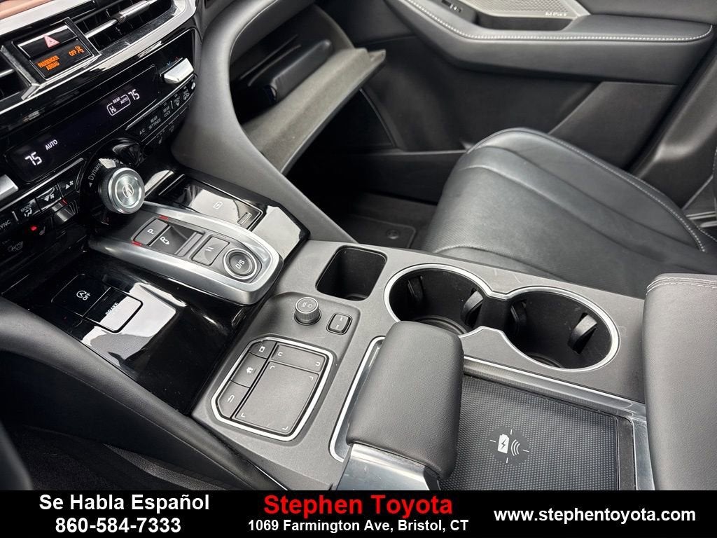 2022 Acura MDX w/Technology Package