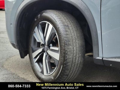 2023 Nissan Rogue SL