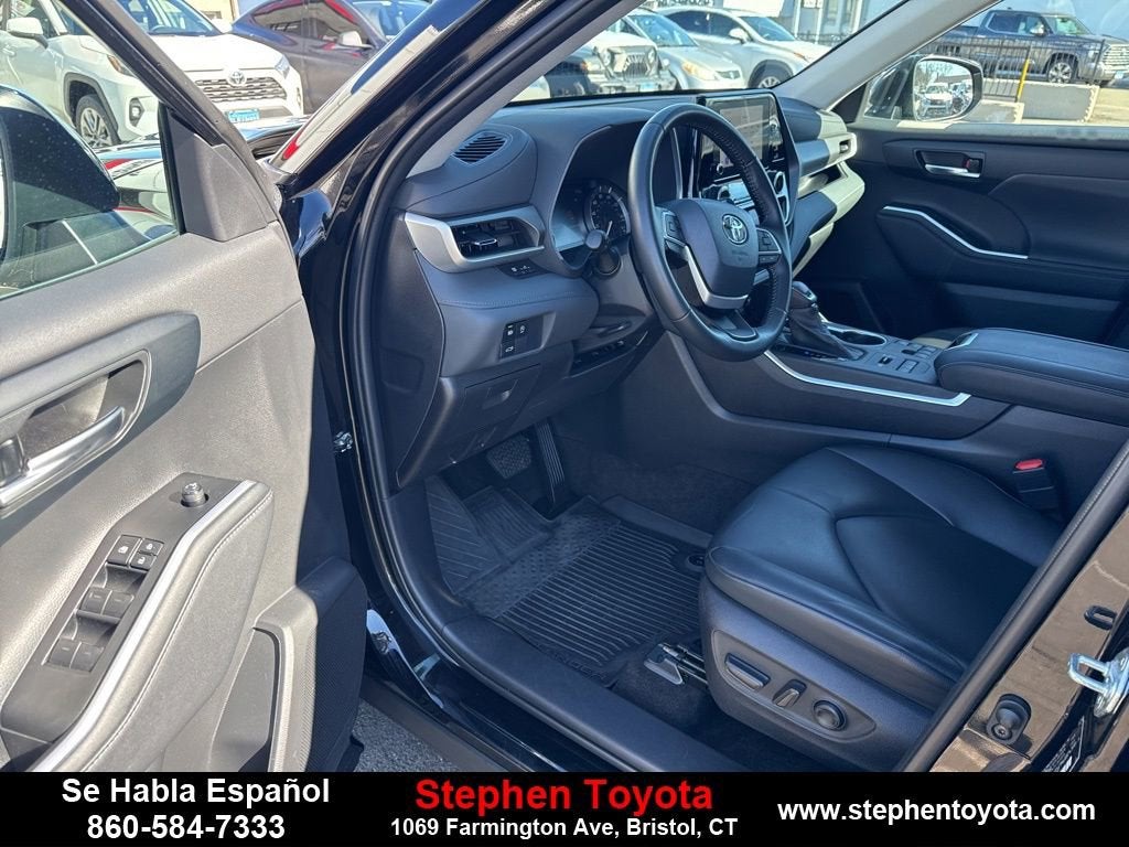 2023 Toyota Highlander XLE