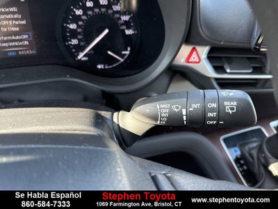 2024 Toyota Sienna LE