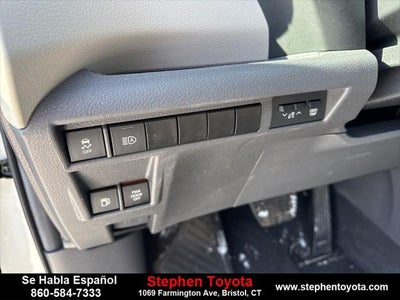 2024 Toyota Sienna LE
