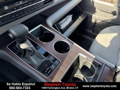 2024 Toyota Sienna LE
