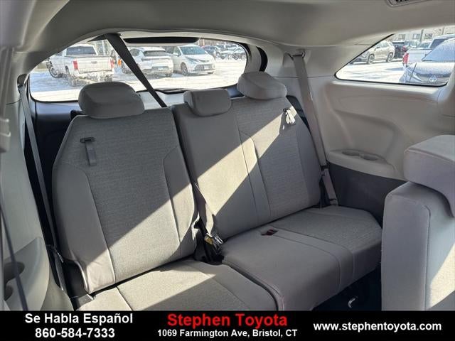2024 Toyota Sienna LE