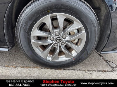 2024 Toyota Sienna LE