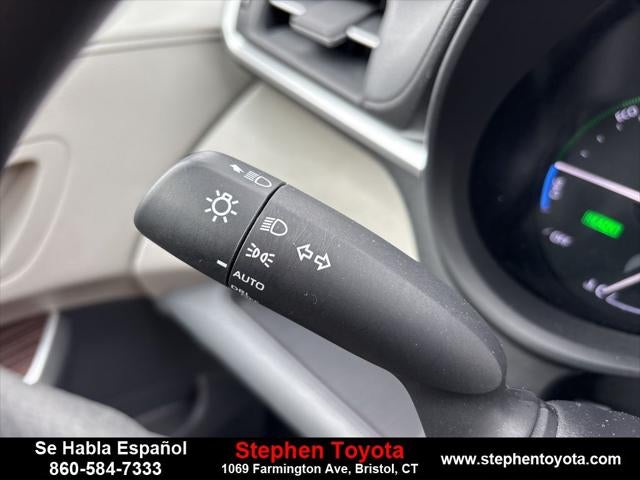 2024 Toyota Sienna LE