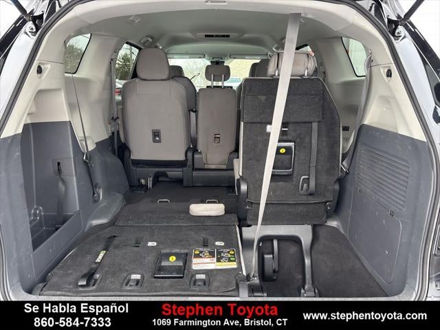 2024 Toyota Sienna LE