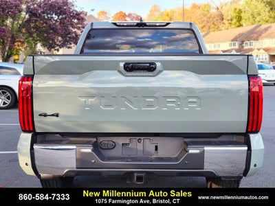 2022 Toyota Tundra 4WD SR5