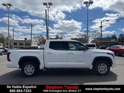 2022 Toyota Tundra 4WD SR5