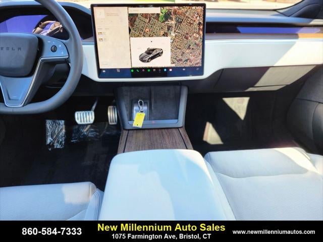 2022 Tesla Model S Base