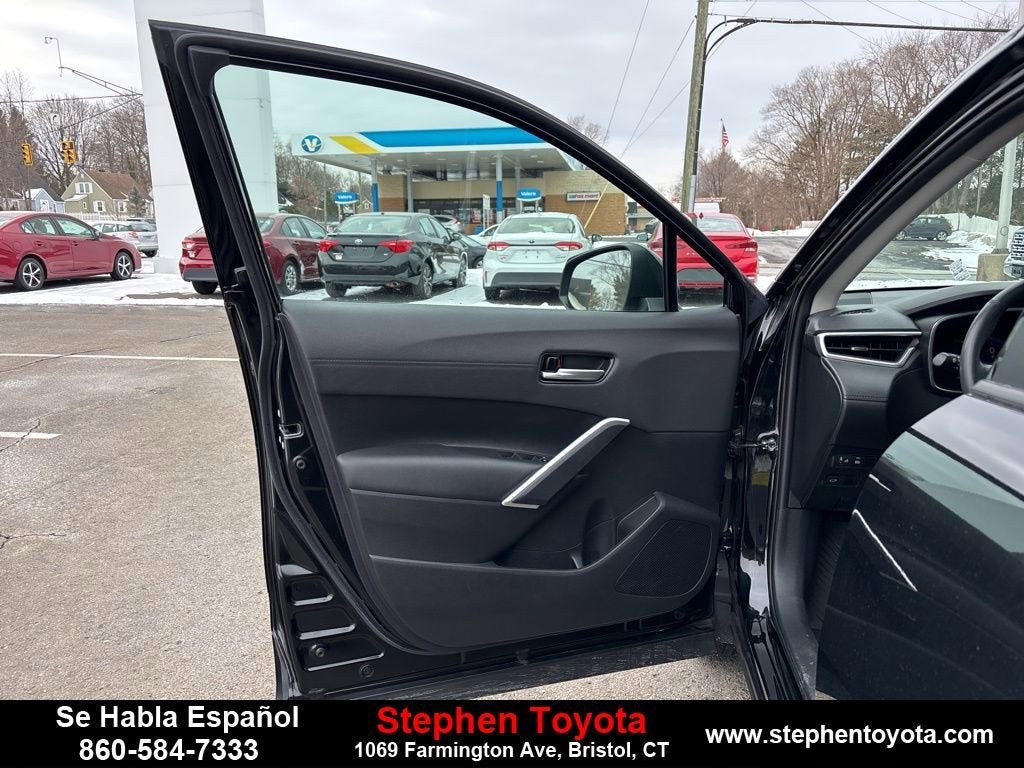 2023 Toyota Corolla Cross XLE