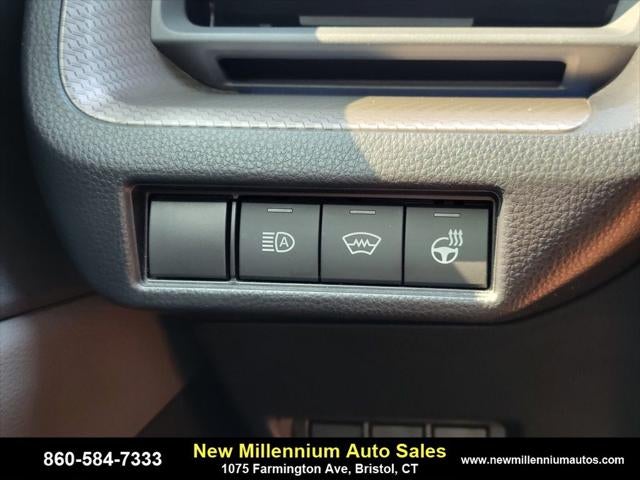 2024 Toyota Prius XLE