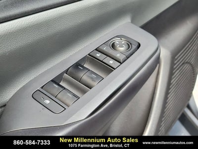 2023 Toyota Prius LE