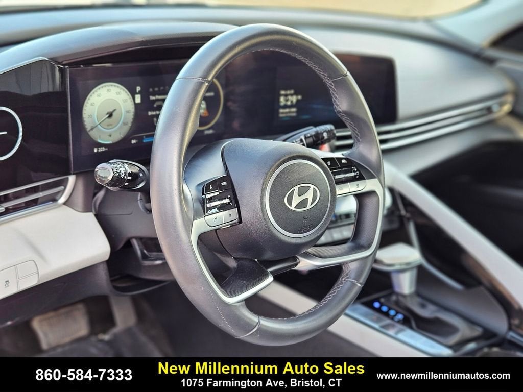 2024 Hyundai Elantra Limited