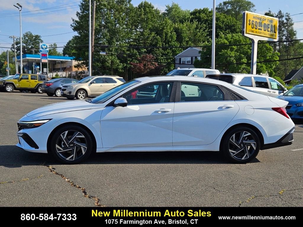 2024 Hyundai Elantra Limited