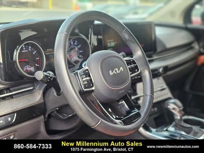 2022 Kia Carnival SX