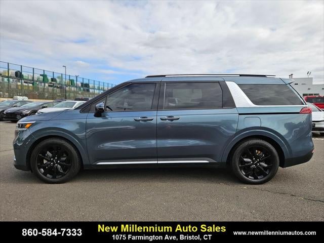 2022 Kia Carnival SX