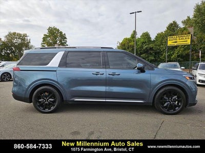 2022 Kia Carnival SX