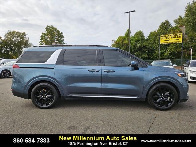 2022 Kia Carnival SX