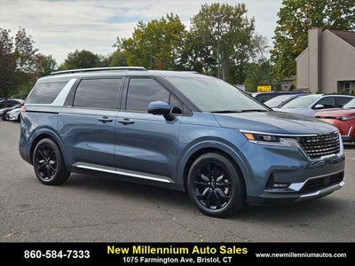 2022 Kia Carnival SX