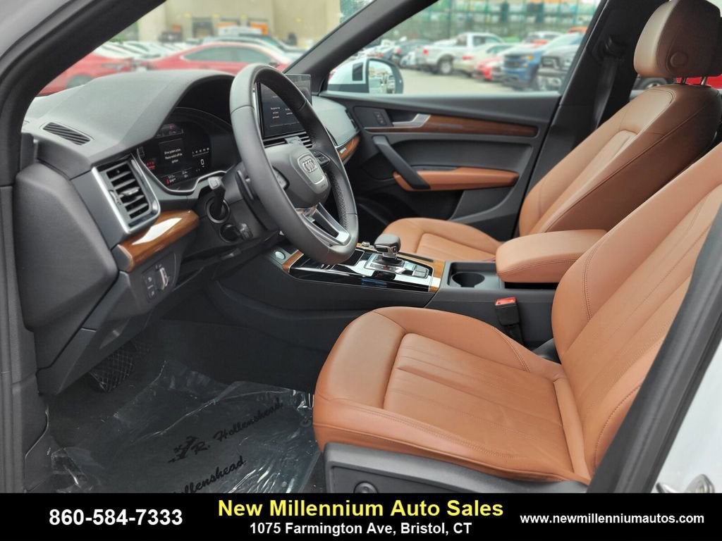 2025 Audi Q5 Premium